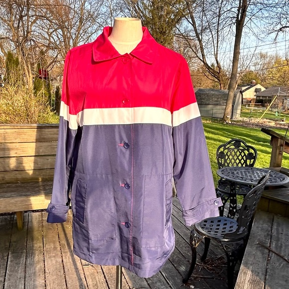 Koret Red White & Blue Color-Block 7-Pocket
Travel Rain/Wind Jacket Sz. M - Picture 3 of 16